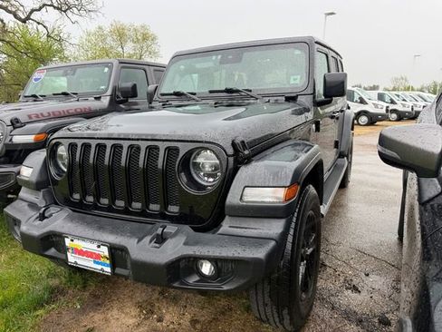 Used 2020 Jeep Wrangler Unlimited Sport AWD/4WD image 3