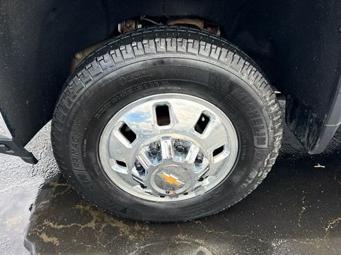 Certified 2024 Chevrolet Silverado 3500 LTZ w/ LTZ Convenience Package AWD/4WD image 9