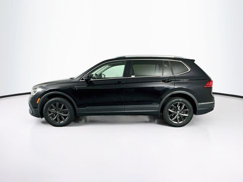 Used 2023 Volkswagen Tiguan SE FWD image 4