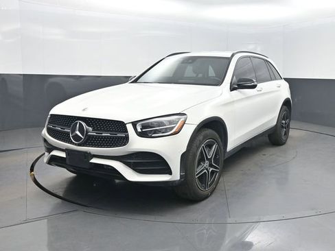 Used 2022 Mercedes-Benz GLC 300 4MATIC image 1