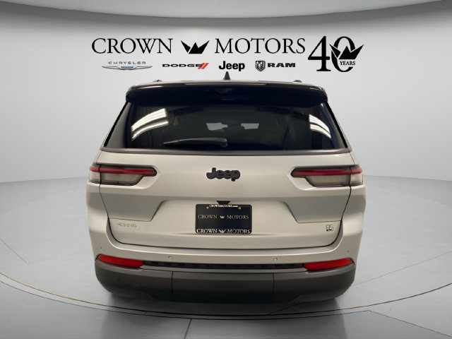 Used 2026 Jeep Grand Cherokee L Limited AWD/4WD image 5