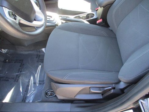 Used 2019 Ford Fiesta SE FWD image 5