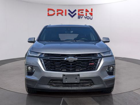 Used 2023 Chevrolet Traverse RS FWD image 8