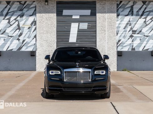 Used 2017 Rolls-Royce Wraith image 4