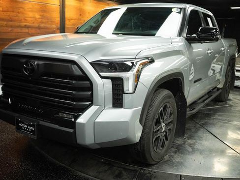 Used 2024 Toyota Tundra Limited image 2