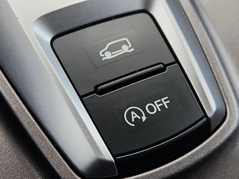 Used 2022 Honda Pilot Sport image 24