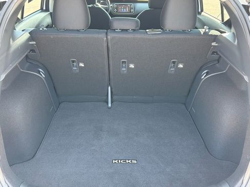 Certified 2025 Nissan Kicks Play S image 10