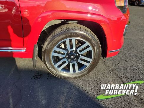 Used 2024 Toyota 4Runner Limited image 20