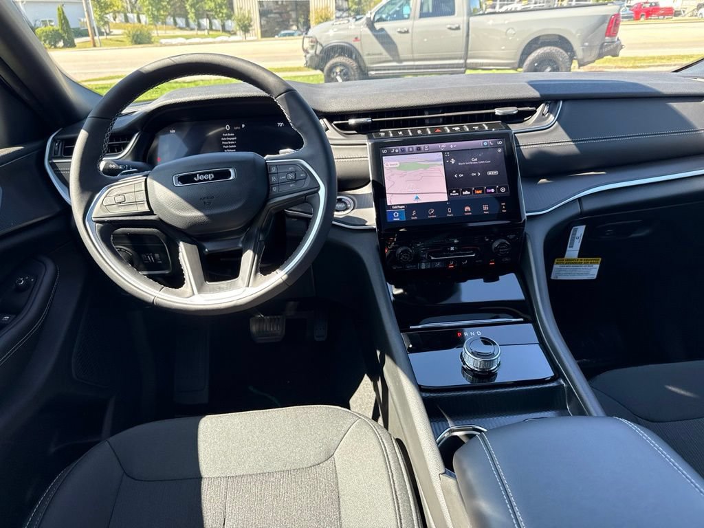 New 2027 Jeep Grand Cherokee Laredo X AWD/4WD image 20