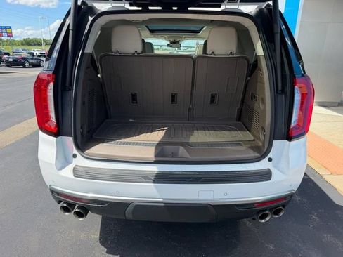 Used 2023 GMC Yukon Denali w/ Max Trailering Package AWD/4WD image 7