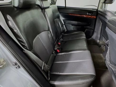 Used 2012 Subaru Outback 3.6R Limited image 29