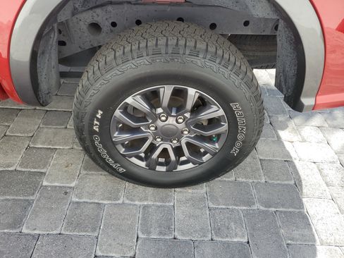 Used 2020 Ford Ranger Lariat w/ Equipment Group 501A Mid image 6