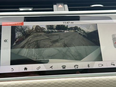 Used 2019 Land Rover Range Rover Velar S image 24