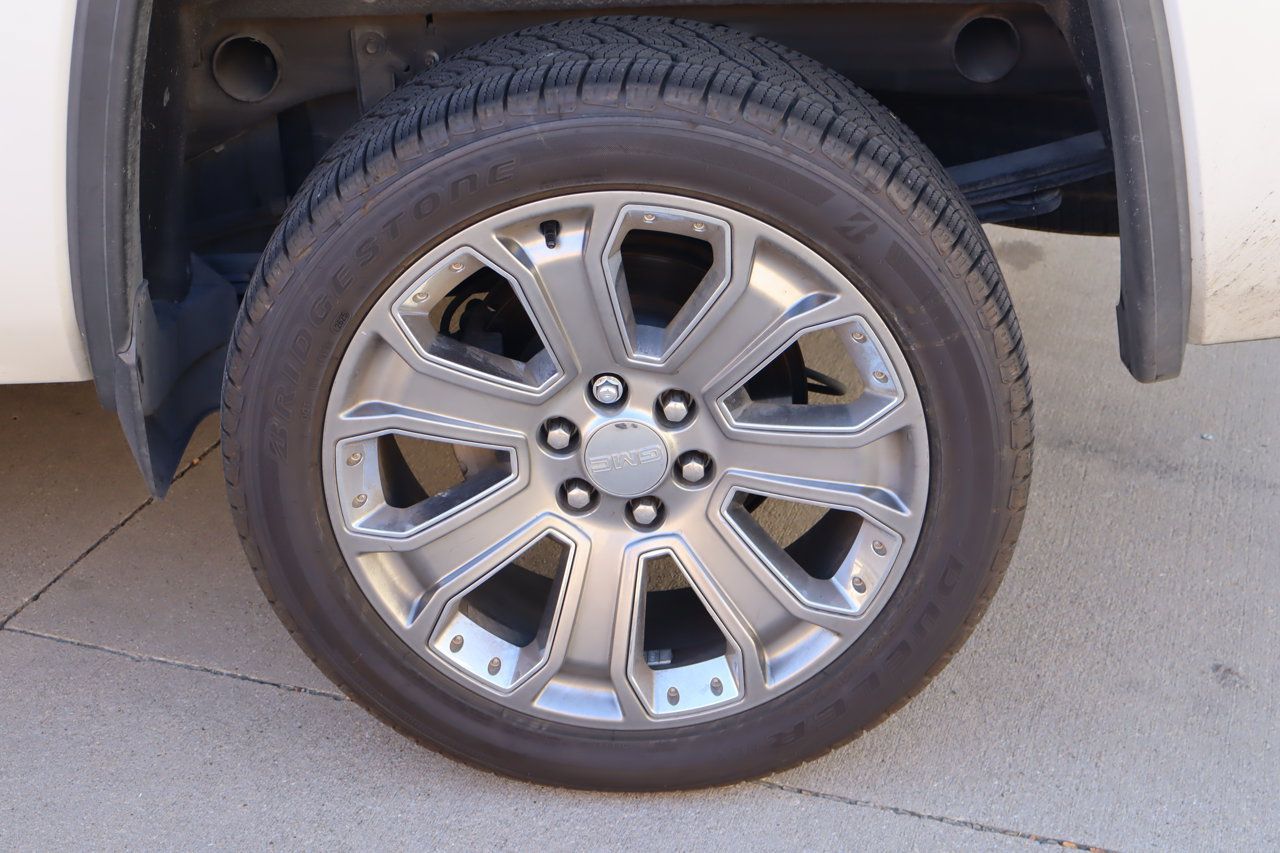Used 2018 GMC Sierra 1500 Denali w/ Denali Ultimate Package AWD/4WD image 29