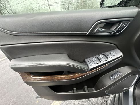 Used 2018 Chevrolet Tahoe LT image 23