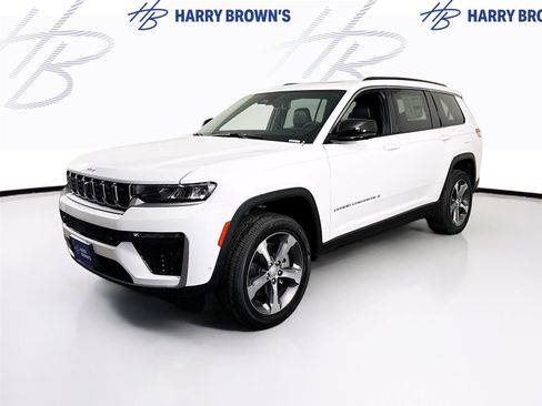 New 2026 Jeep Grand Cherokee L Limited AWD/4WD image 1