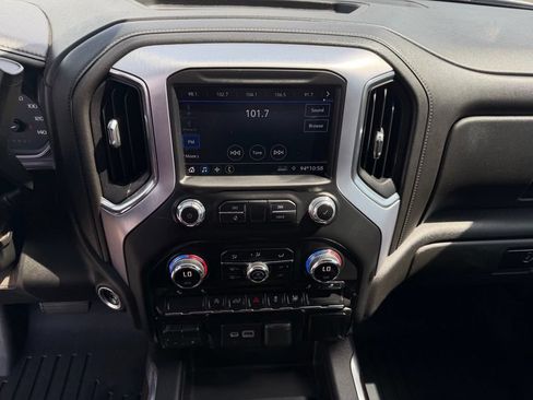Used 2020 GMC Sierra 1500 Elevation w/ Elevation Value Package AWD/4WD image 31