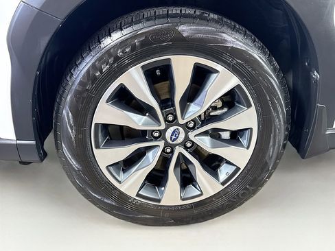 Used 2023 Subaru Outback Limited XT AWD/4WD image 40