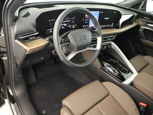 New 2025 Audi Q5 Premium Plus image 15