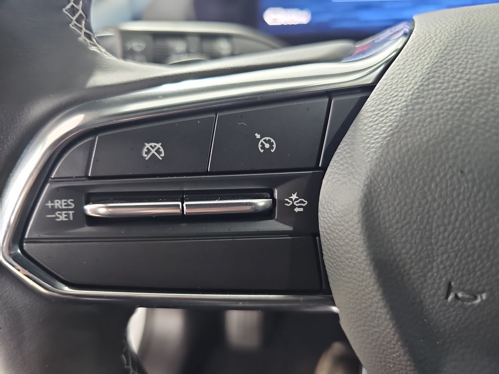 Certified 2024 Chevrolet Equinox EV LT AWD/4WD image 22