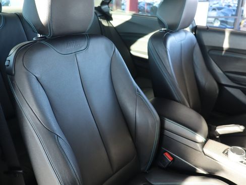 Used 2017 BMW M2 image 37