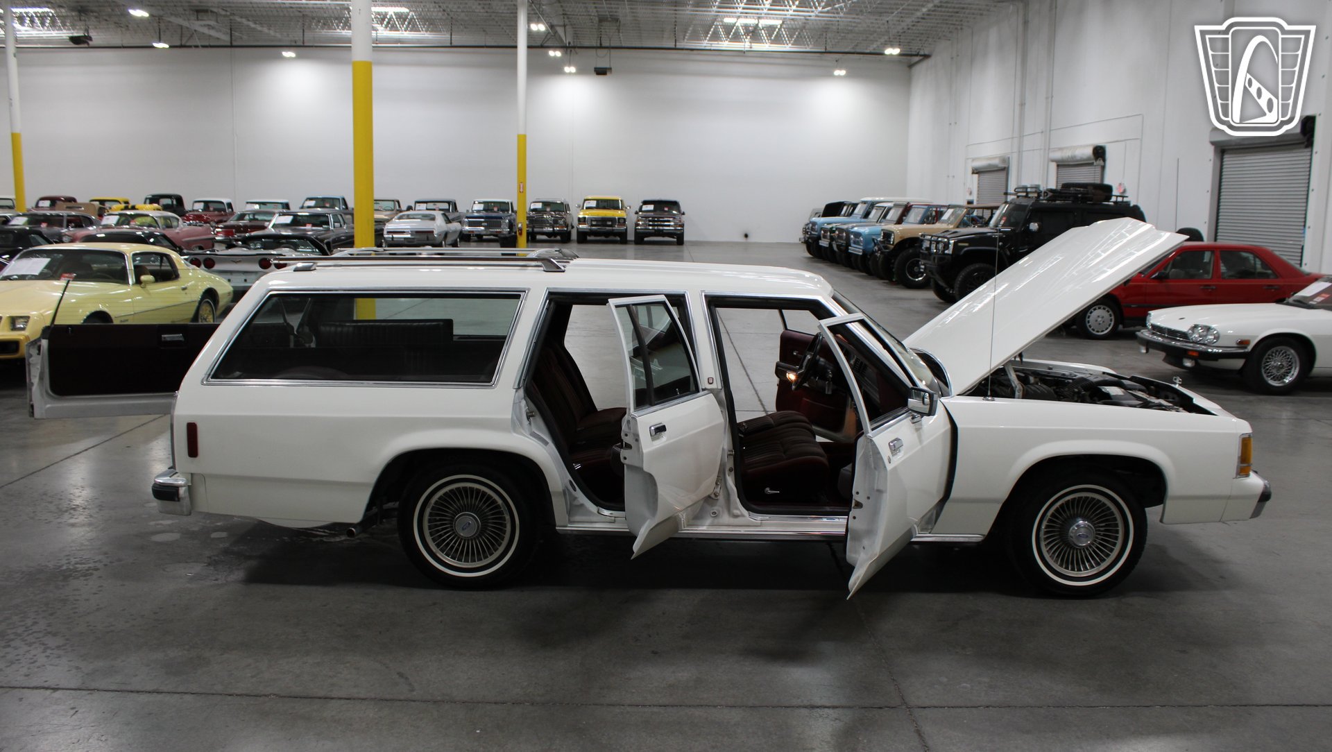Used 1988 Ford LTD Country Squire RWD image 32