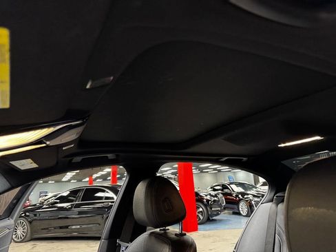 Used 2018 BMW 530i RWD image 35