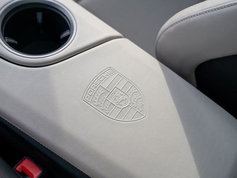 Certified 2024 Porsche Taycan GTS AWD/4WD image 22