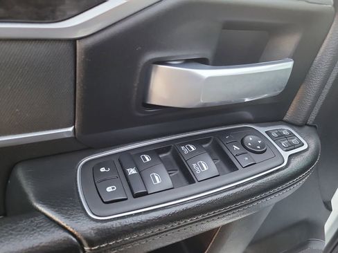Used 2024 RAM 2500 Big Horn image 15