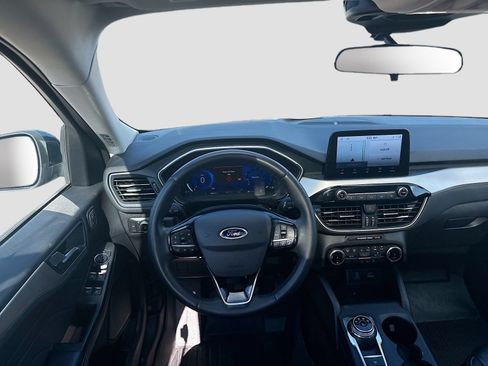 Used 2022 Ford Escape SEL w/ Technology Package FWD image 21