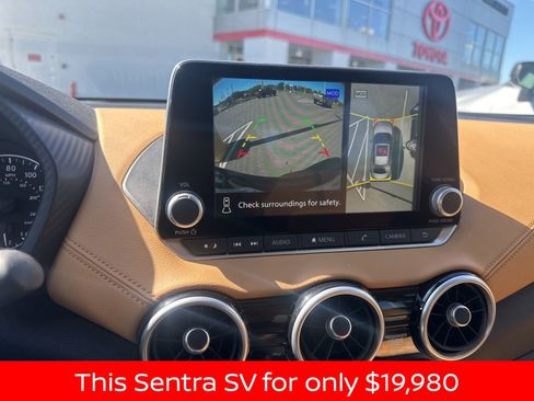 Used 2024 Nissan Sentra SV w/ SV Premium Package image 20