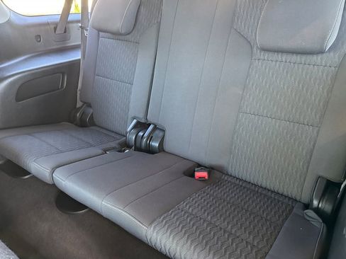 Used 2020 Chevrolet Suburban LS w/ Enhanced Driver Alert Package image 24