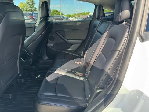 Used 2020 Tesla Model Y Long Range AWD/4WD image 25