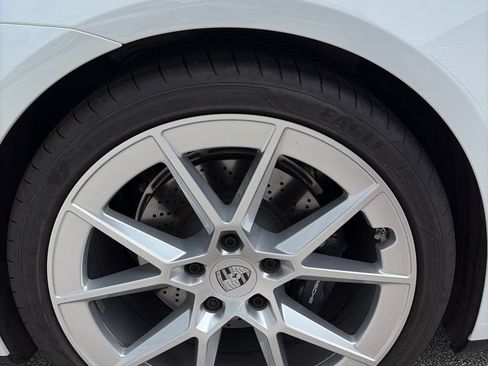 Certified 2025 Porsche 911 Carrera RWD image 16
