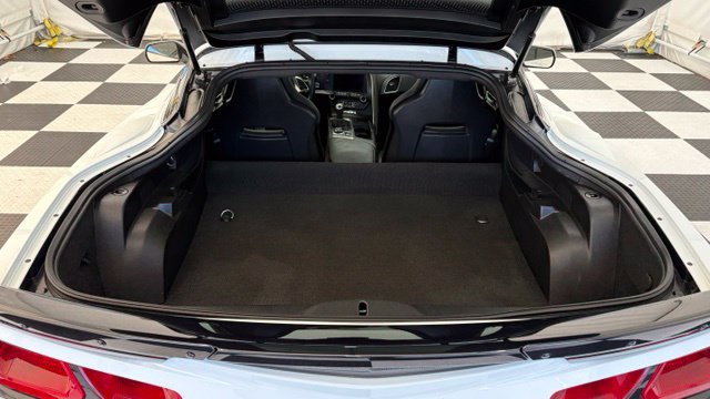 Used 2019 Chevrolet Corvette Grand Sport RWD image 4