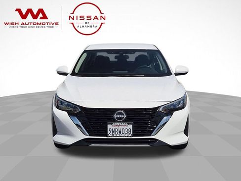 Used 2025 Nissan Sentra S FWD image 2