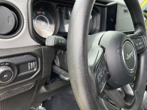 Used 2024 Jeep Wrangler Sport AWD/4WD image 20
