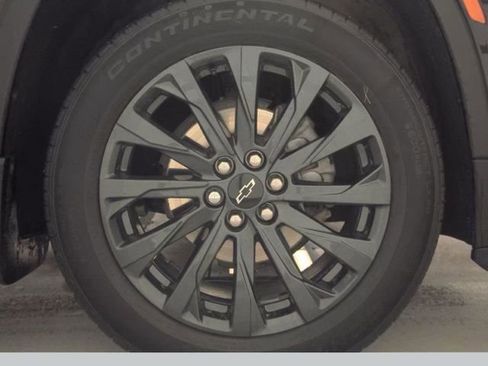 Used 2023 Chevrolet Traverse RS w/ LPO, Floor Liner Package AWD/4WD image 22