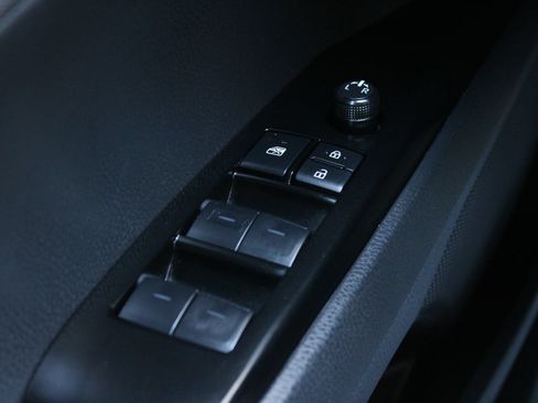 Used 2025 Toyota Camry LE FWD image 25