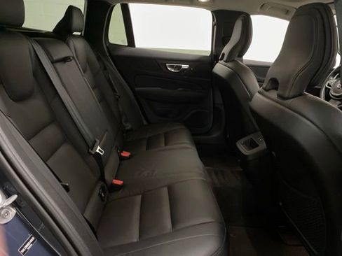 Used 2025 Volvo V60 B5 Cross Country Plus AWD/4WD image 24