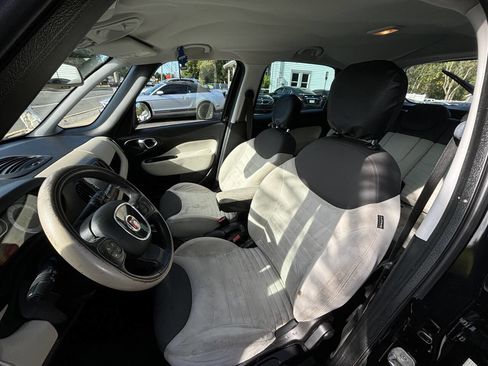 Used 2014 FIAT 500L Easy w/ Popular Equipment Group FWD image 22