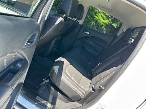 Used 2022 GMC Canyon Denali AWD/4WD image 27