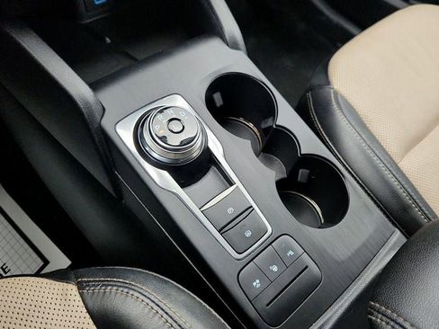 Used 2021 Ford Escape Titanium w/ Titanium Elite Package image 16