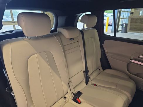 Used 2026 Mercedes-Benz GLB 250 image 14