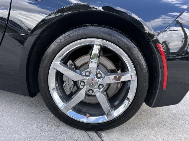 Used 2014 Chevrolet Corvette Stingray Coupe w/ 3LT Preferred Equipment Group RWD image 11