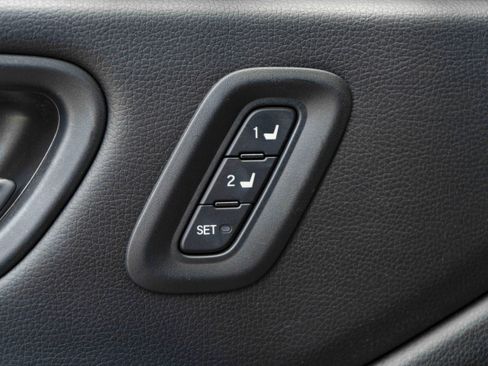 Used 2023 Honda Pilot EX-L image 39
