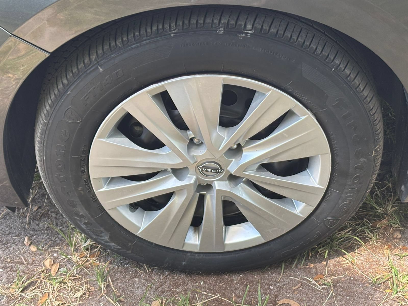 Used 2025 Nissan Sentra S FWD image 28