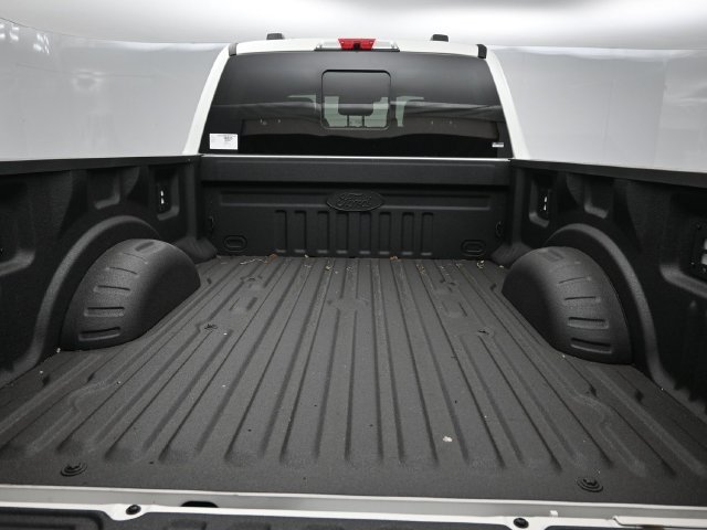 Certified 2025 Ford F250 Platinum AWD/4WD image 17