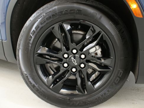 Used 2022 Chevrolet Blazer LT AWD/4WD image 32