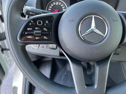 Used 2024 Mercedes-Benz Sprinter 3500 image 14